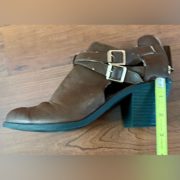 STEVE MADDEN GIRL Women’s Faux Leather Ankle Booties Dark Brown Size 8.5 - Picture 6 of 6